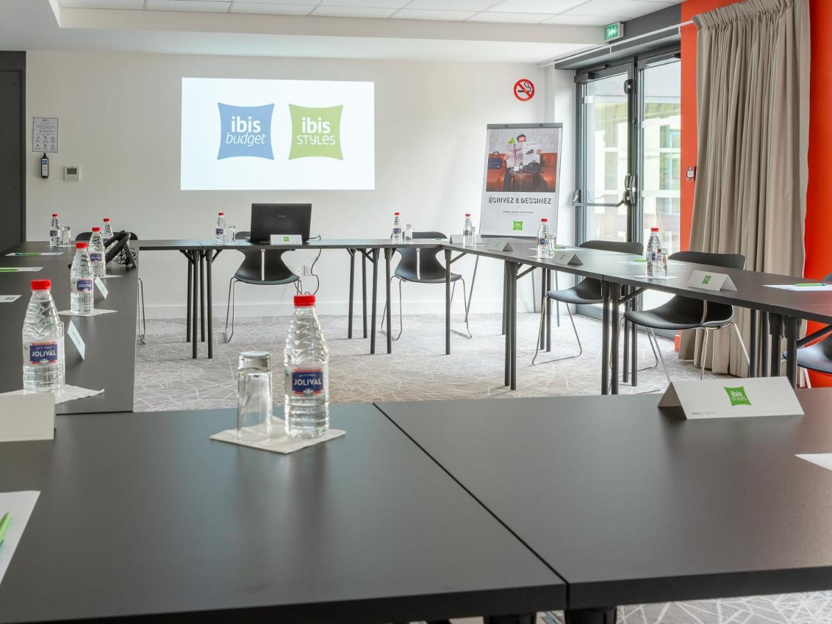 Ibis Budget Cognac Châteaubernard Exterior photo