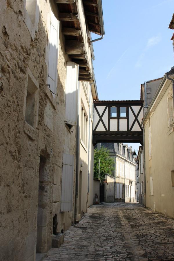 Ibis Budget Cognac Châteaubernard Exterior photo