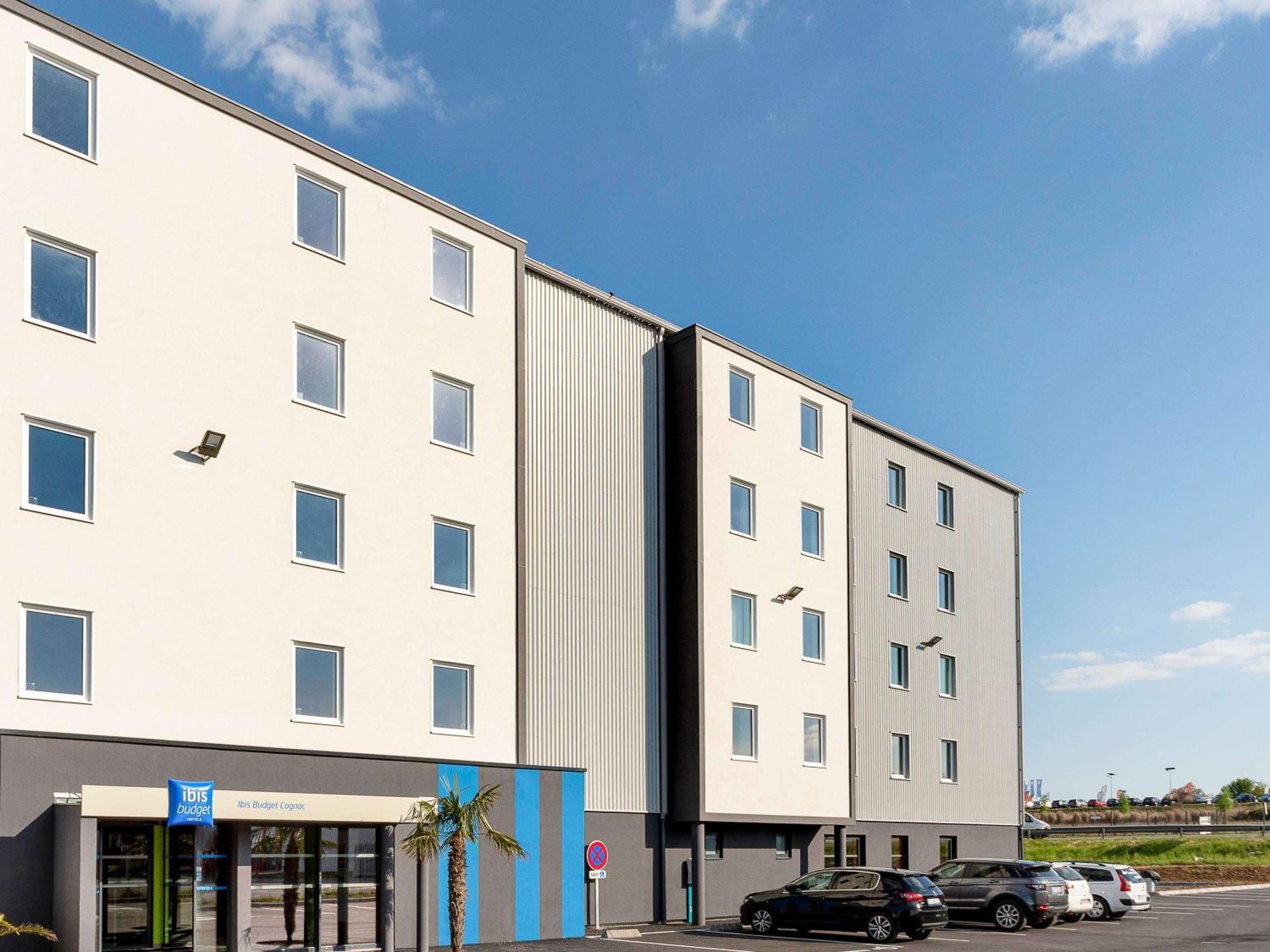 Ibis Budget Cognac Châteaubernard Exterior photo